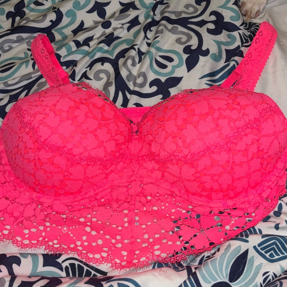 coral redish pink